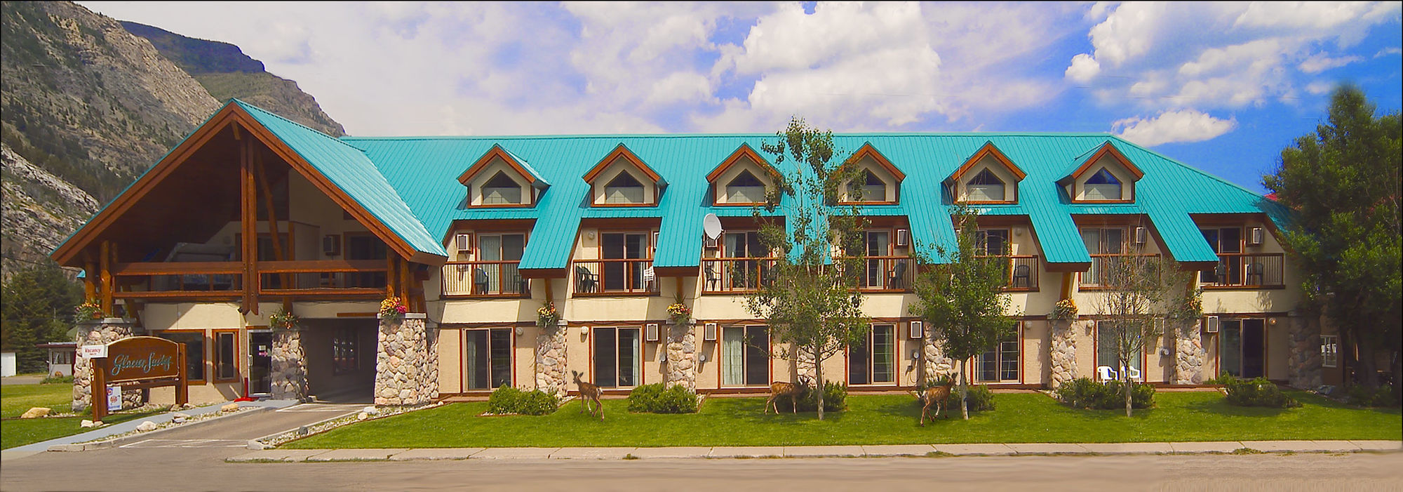 Waterton Glacier Suites Kültér fotó